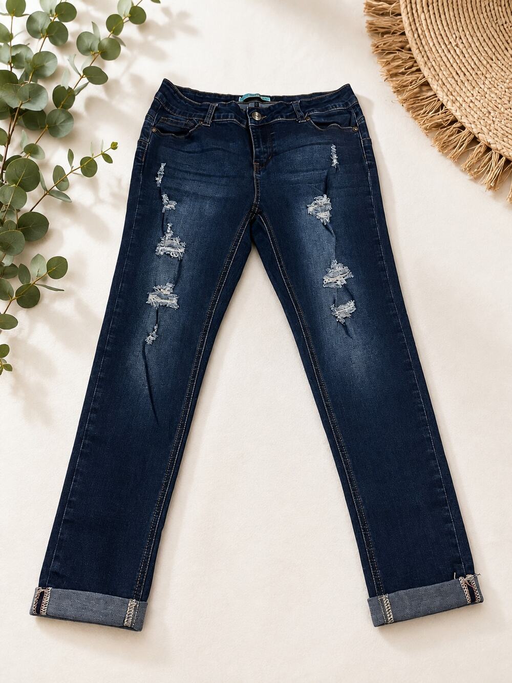 Wax Jean Butt I Love You Womens Distressed Skinny Jeans Dark Wash Cuffed Stretch